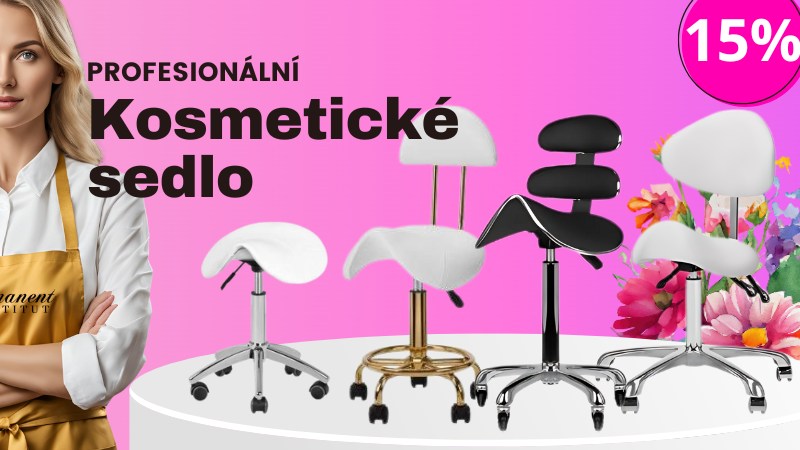 Kosmetička radí jak vybrat kosmetické sedlo. Ukazuje čtyři kosmetická sedla.